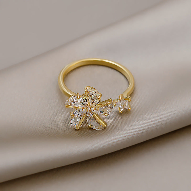 Rotatable Windmill Ring Female Niche Design