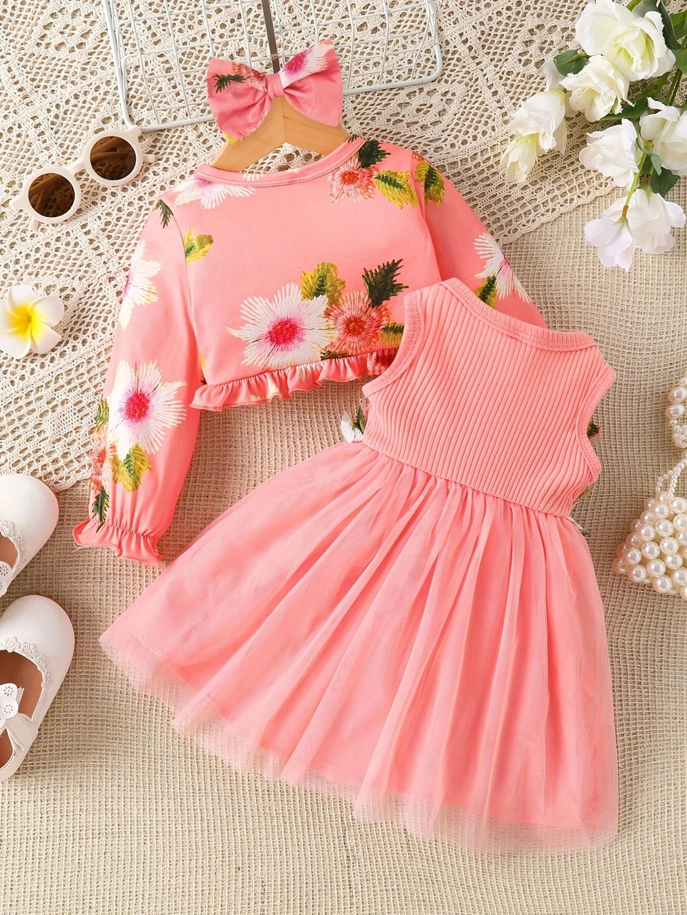 New Baby Girl Spring and Autumn Style Sleeveless Waist Flower Design Spliced Dress+Small Coat