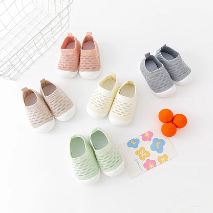 Spring Popular New Baby Shoes Mesh Knit Breathable Kid Girls Boys 0-3T Summer Slip-On Casual Sneakers Toddler Non-Skid Prewalker